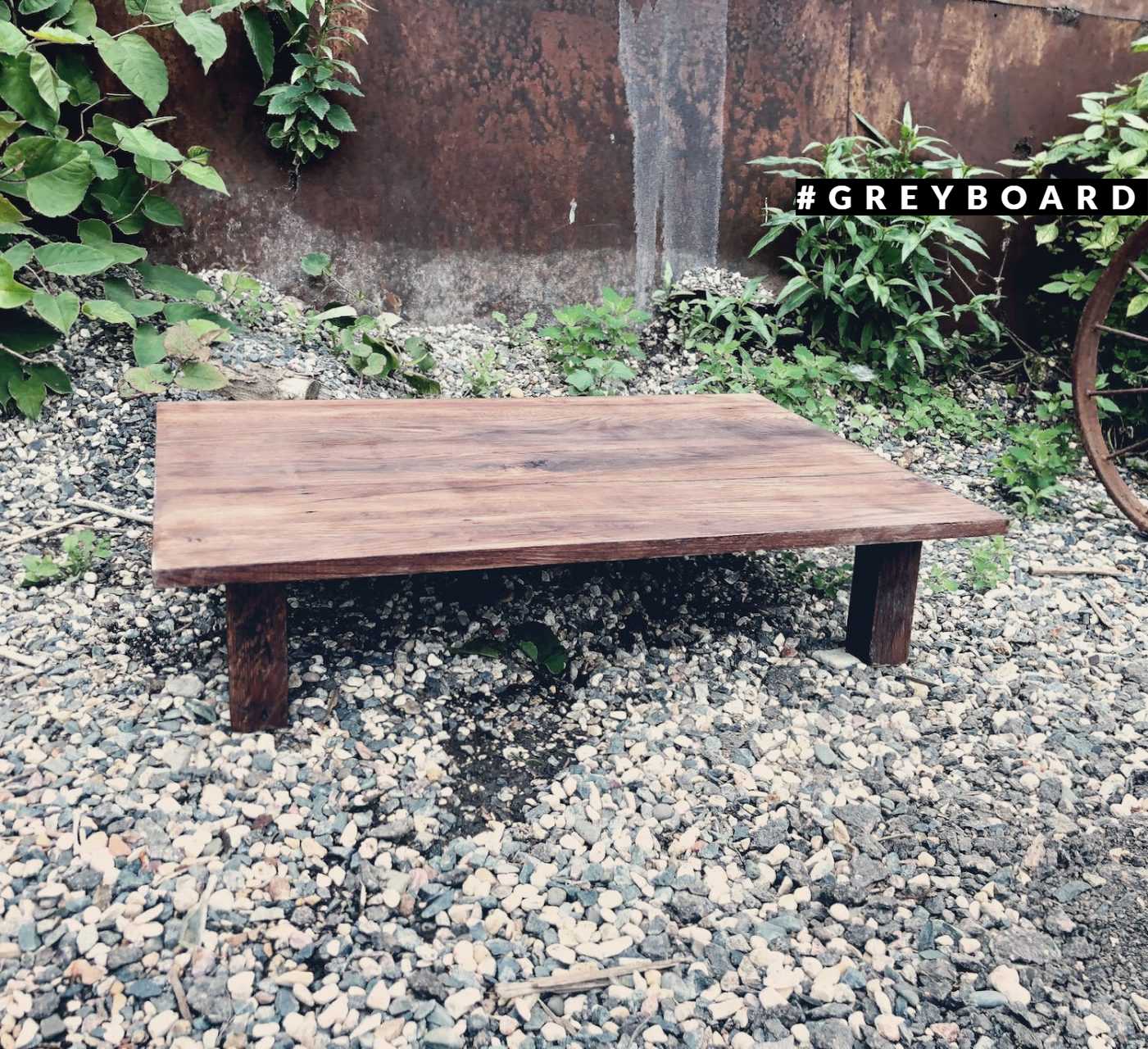 Японский столик из старой дубовой доски